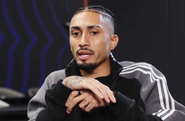 拉菲尼亚:莱万对胜利和成就充满渴望,他仍然努力保持状态